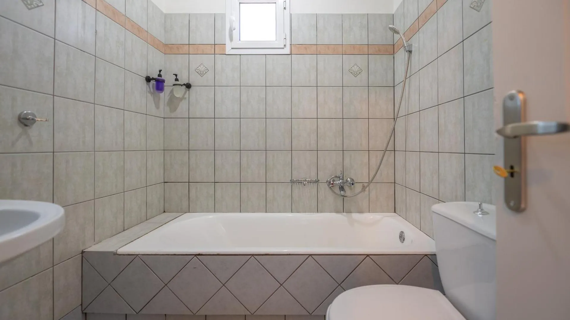 Apaggio Di Argostoli Apartments - Private Parking & Sea View 希腊