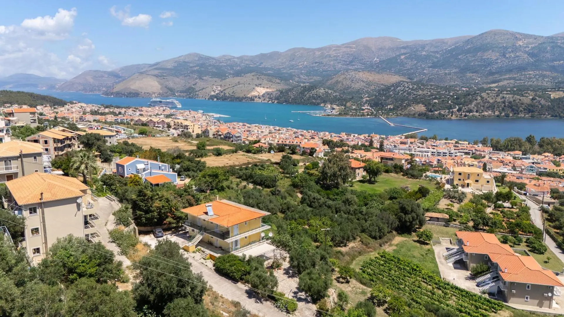 Apaggio Di Argostoli Apartments - Private Parking & Sea View 0*, 阿尔戈斯托利翁